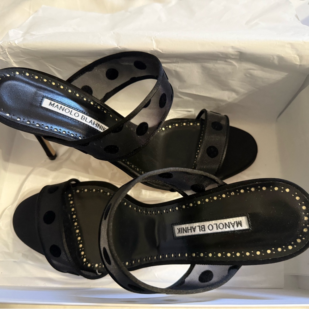 Manolo Blahnik Black Fabiola 70mm sandals, size 41